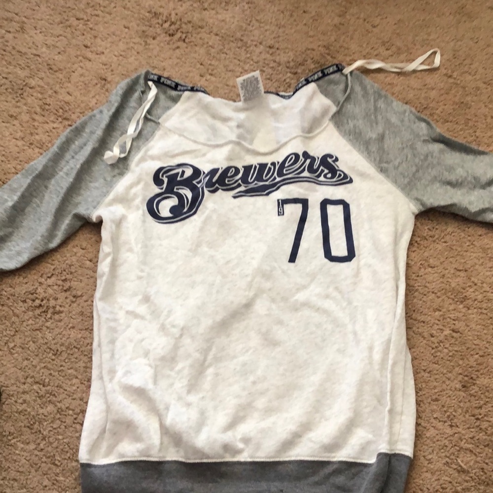 VS PINK BREWERS CREW XS